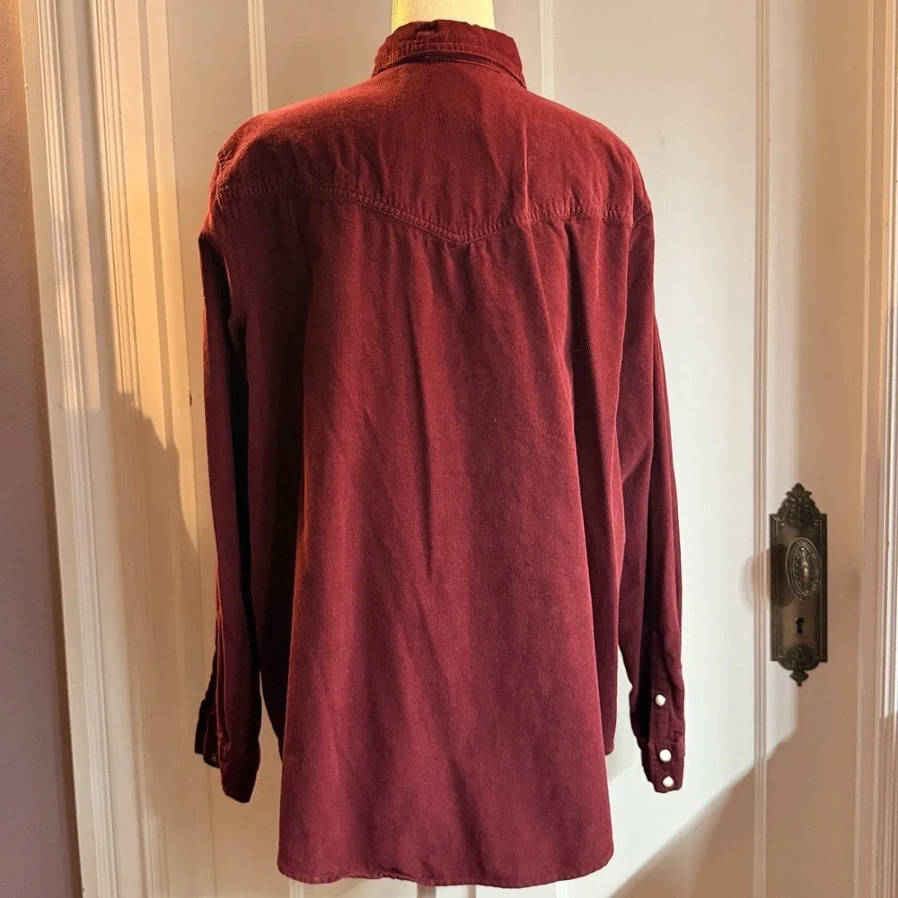 Universal Threads Burgundy Western Style Shirt w White Pearl Snaps Size XXL - Picture 3 of 6